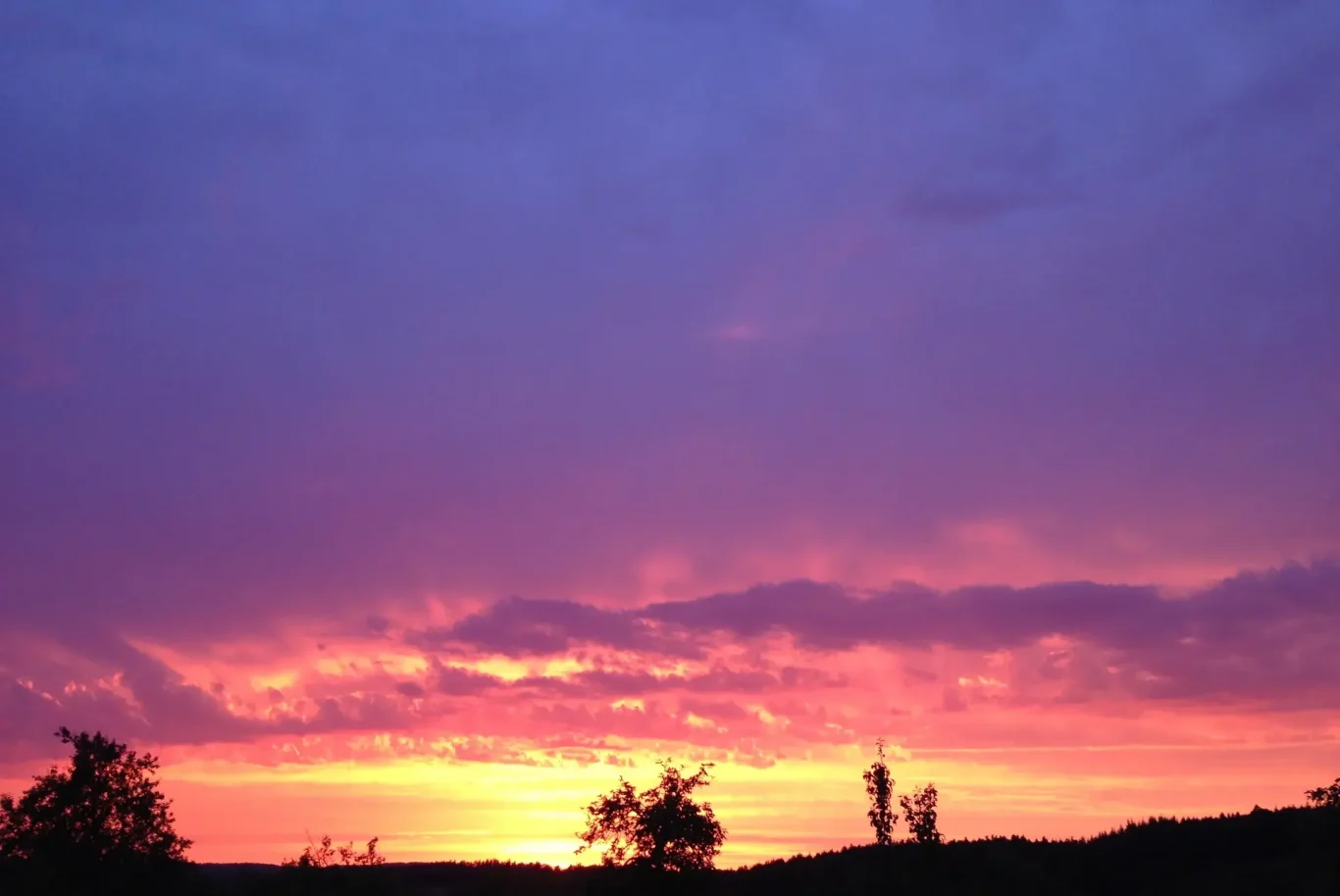 Holistic medicine in practice like vibrant frequencies of sunset I (doctor & patient) stand with my healing for lived holistic medicine & integrative medicine with vibrant frequencies like sunset & chakras